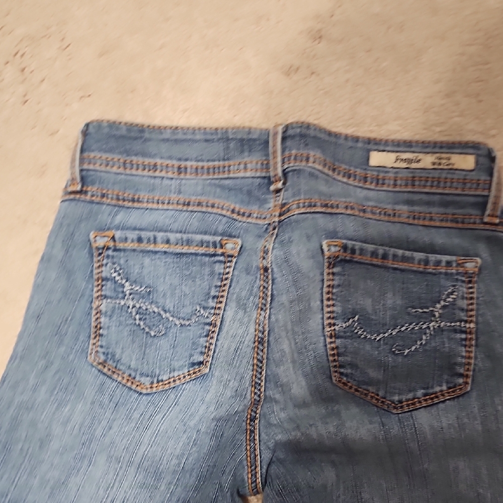 Classic Denim Women's Skinny Jeans - Picture 3 of 3